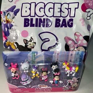 New Minnie Mouse Biggest Blind Bag and Figure Set